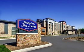 Hampton Inn And Suites Milwaukee West